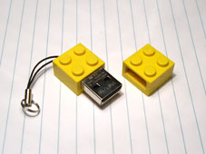 Lego USB Drive -- Want One!